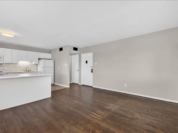 3534 Morganford Rd APT C, Saint Louis, MO 63116