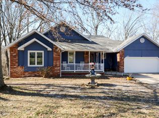 1471 Oak Hill Ct, Nixa, MO 65714