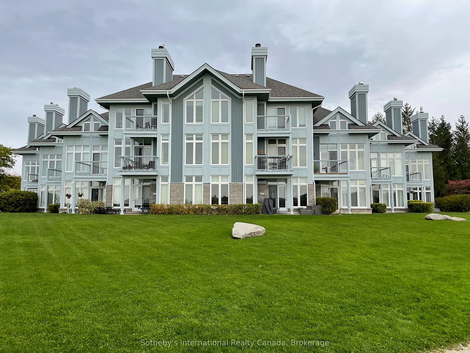 3 bed, $3,250 — Photo 1