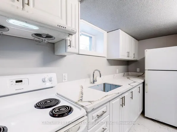 47 Sherwood Ave #Basement, Toronto, ON M1R 1N4