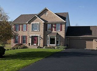 19 Ciotti Ln, Canonsburg, PA 15317