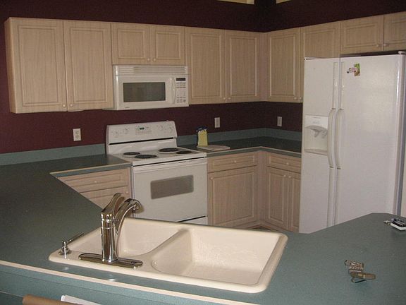 2nd image of 2732 SW Ensenada Ter