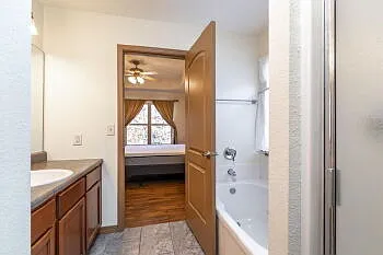 109 Shiloh St — Photo 12