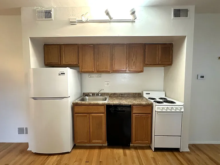Shadyside - Apartments For Rent In Pittsburgh — Photo 7