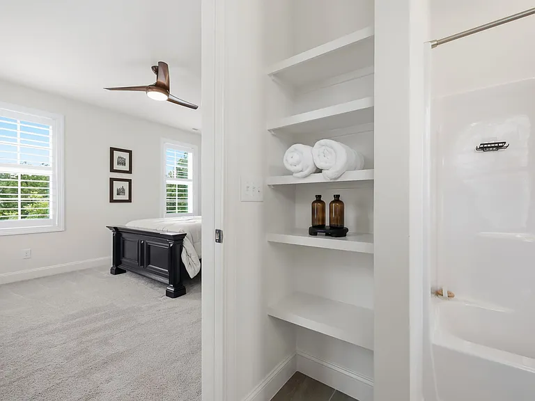 1017 Whistler St — Photo 31