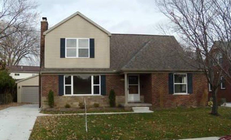 1st image of 19987 W Emory Ct