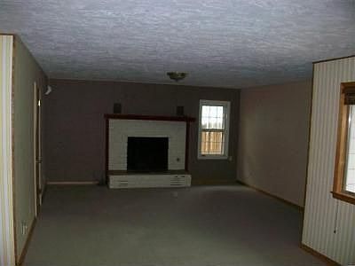 3rd image of 716 NW Laird Ave