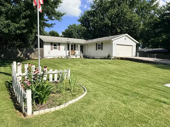 308 Delwood Dr, Covington, IN 47932