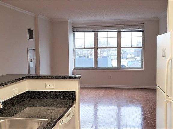 4th image of 300 Mamaroneck Ave APT 436