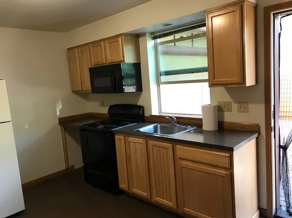 4667 SE 122nd Ave Floor 1, Portland, OR 97236