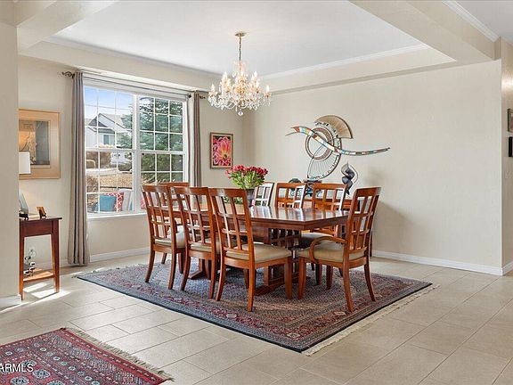 4th image of 1075 LONGVIEW Drive