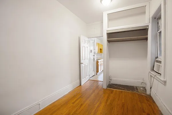 Rented by Avenues Real Estate | media 23