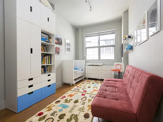 Sold by Sotheby's International Realty | media 4