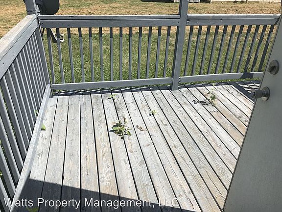5th image of 247 Garbee Pl