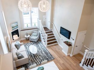 80 Cottage St #1, Boston, MA 02128