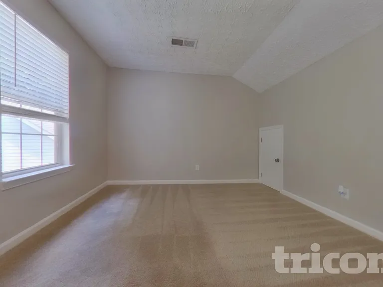 411 Clearstream Ln — Photo 9