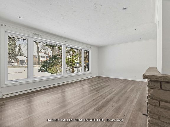4th image of 537 Blythwood Rd