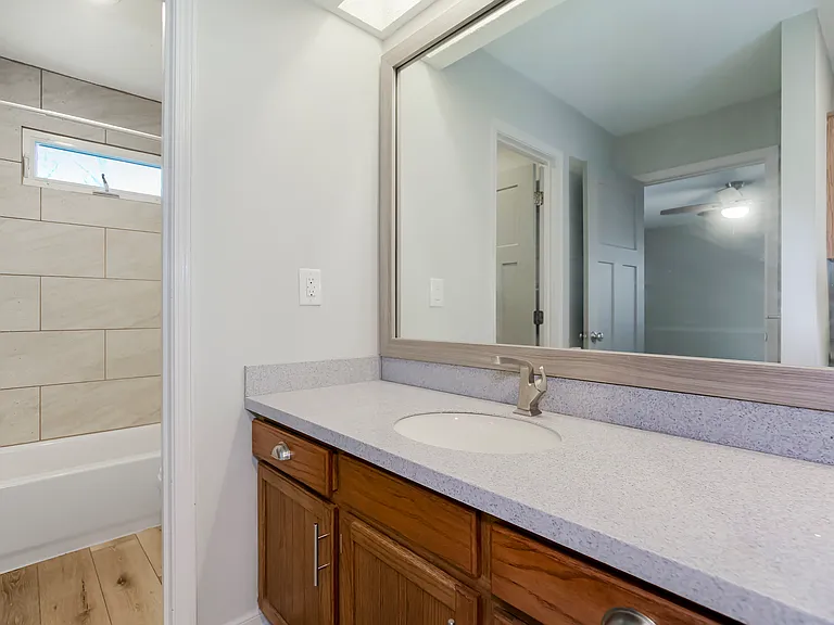 24 Wallingford Dr #24 — Photo 23