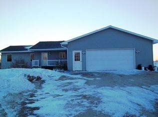 N2373 Halter Ln, Watertown, WI 53098
