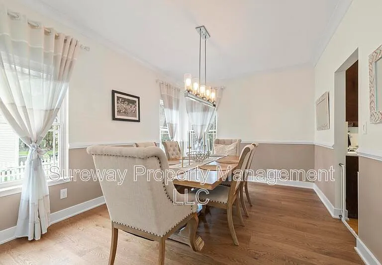 41 Rutgers Ln — Photo 6