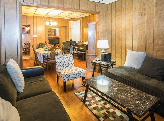 3rd image of 2211 N Kostner Ave #1
