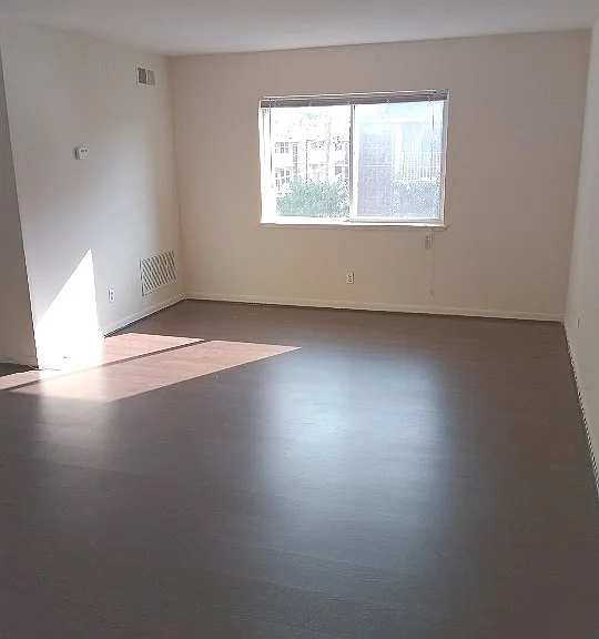 Mount Vernon Apartments — Photo 3