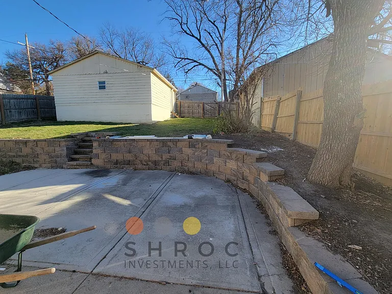 1139 S 55th St — Photo 34