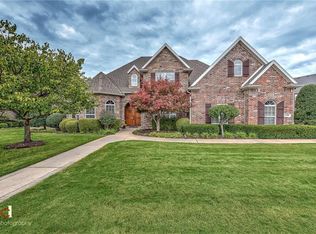 5400 S Turnberry Rd, Rogers, AR 72758