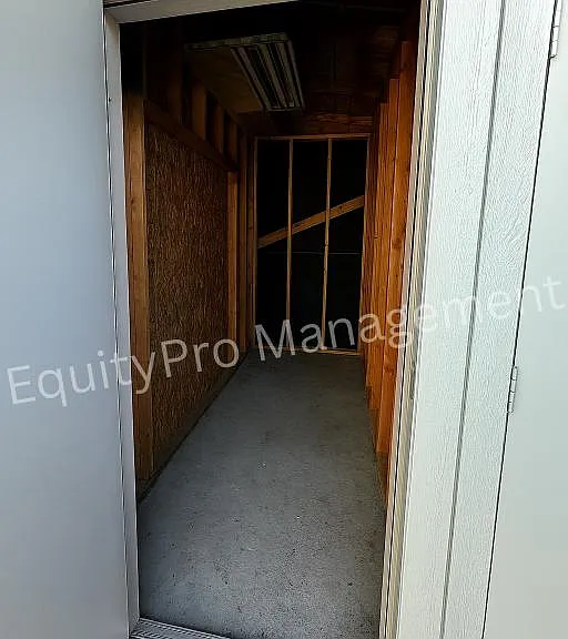 5583 California Ave — Photo 9