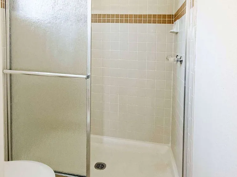 4542 Pyrite Ct NE — Photo 12