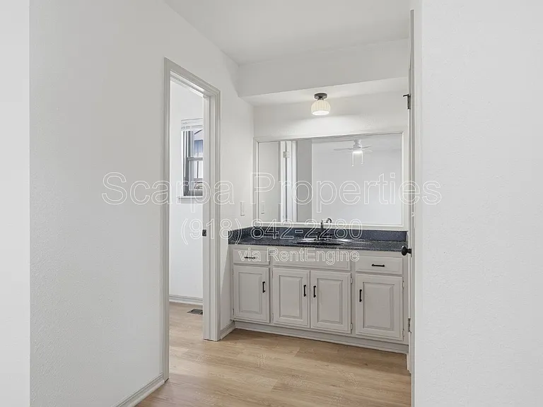 11648 N 104th East Ave — Photo 18