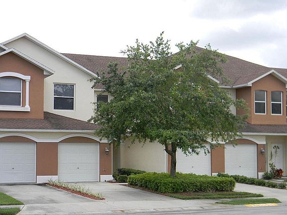2nd image of 1050 Venetian Dr Unit 202