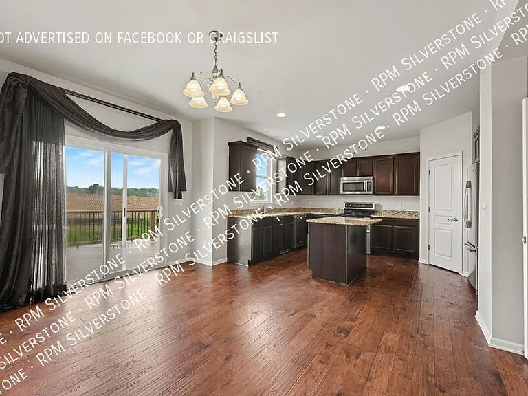 1235 Ardmore Ct — Photo 7