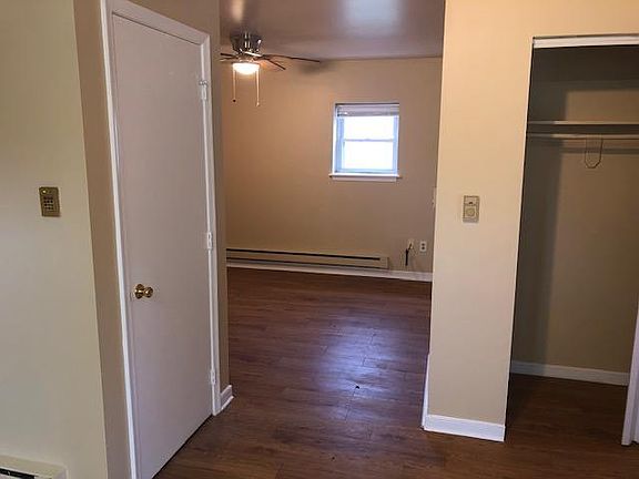 Picture from Eat-In Kitchen to Den