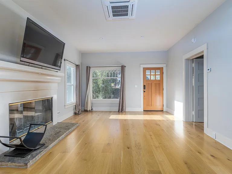 Living room (looking out to front)