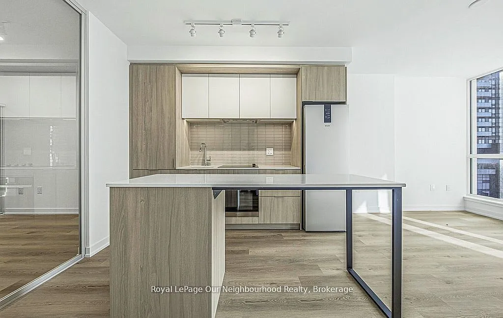 2 bed, $2,600 — Photo 4