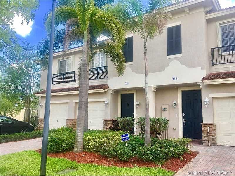 1st image of 292 Las Brisas Cir #292