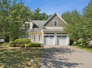 54 Sycamore Ln #19, Kennebunk, ME 04043