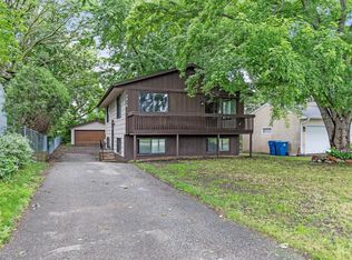 7416 Able St NE, Fridley, MN 55432