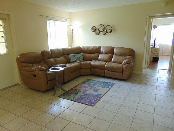 2nd image of 433 Pine Glen Ln APT C-1