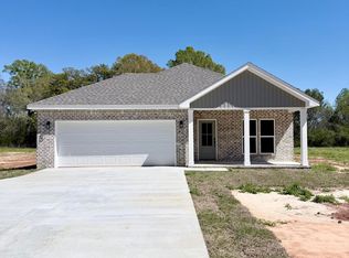210 Marshall Smith Rd, Lucedale, MS 39452
