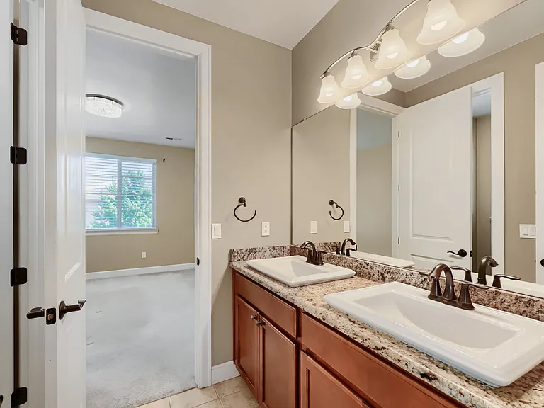 10605 Ladera Dr — Photo 26