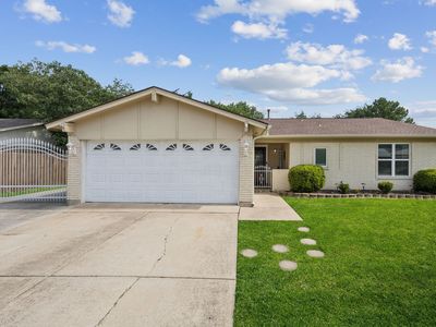 8017 Emerald Hills Way, North Richland Hills, TX, 76180