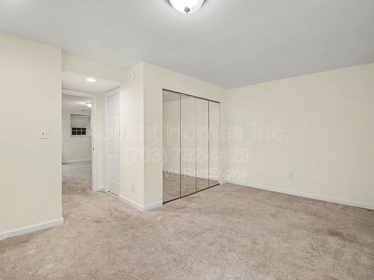 449 Old Town Ct — Photo 20