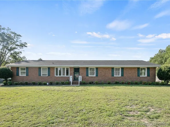 2038 Dunn Rd, Eastover, NC 28312