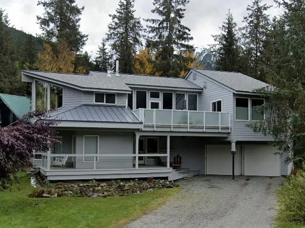 193 Alpina Way, Girdwood, AK 99587