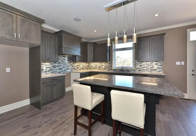 3135 Pincombe Dr — Photo 9