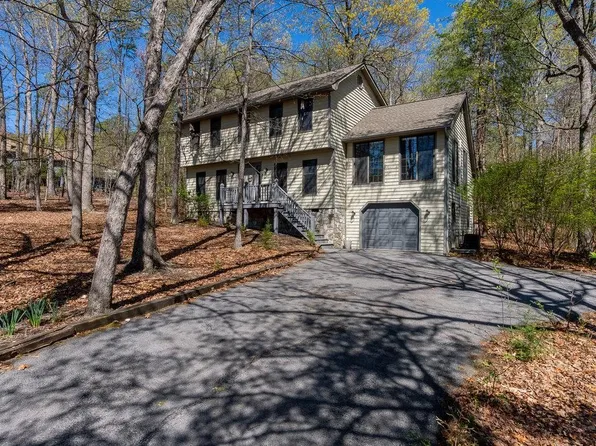 253 Elk Ln, McGaheysville, VA 22840