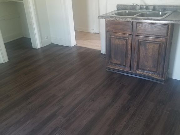 Kitchen/ Pantry