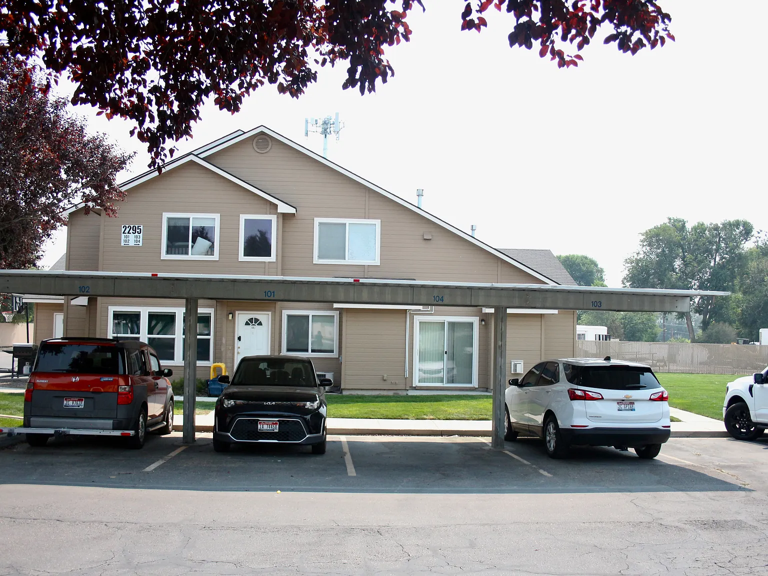 2 bed, 996 sqft, $1,295 — Photo 2